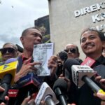 Roy Suryo bersama Rismon Sianipar dan dr Tifauziah tiba di Polda Metro Jaya pada pagi hari